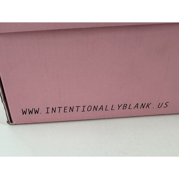 Intentionally Blank Big Bootie Boots Women's White Leather Pointed Toe Sz 38/7M - Picture 7 of 8